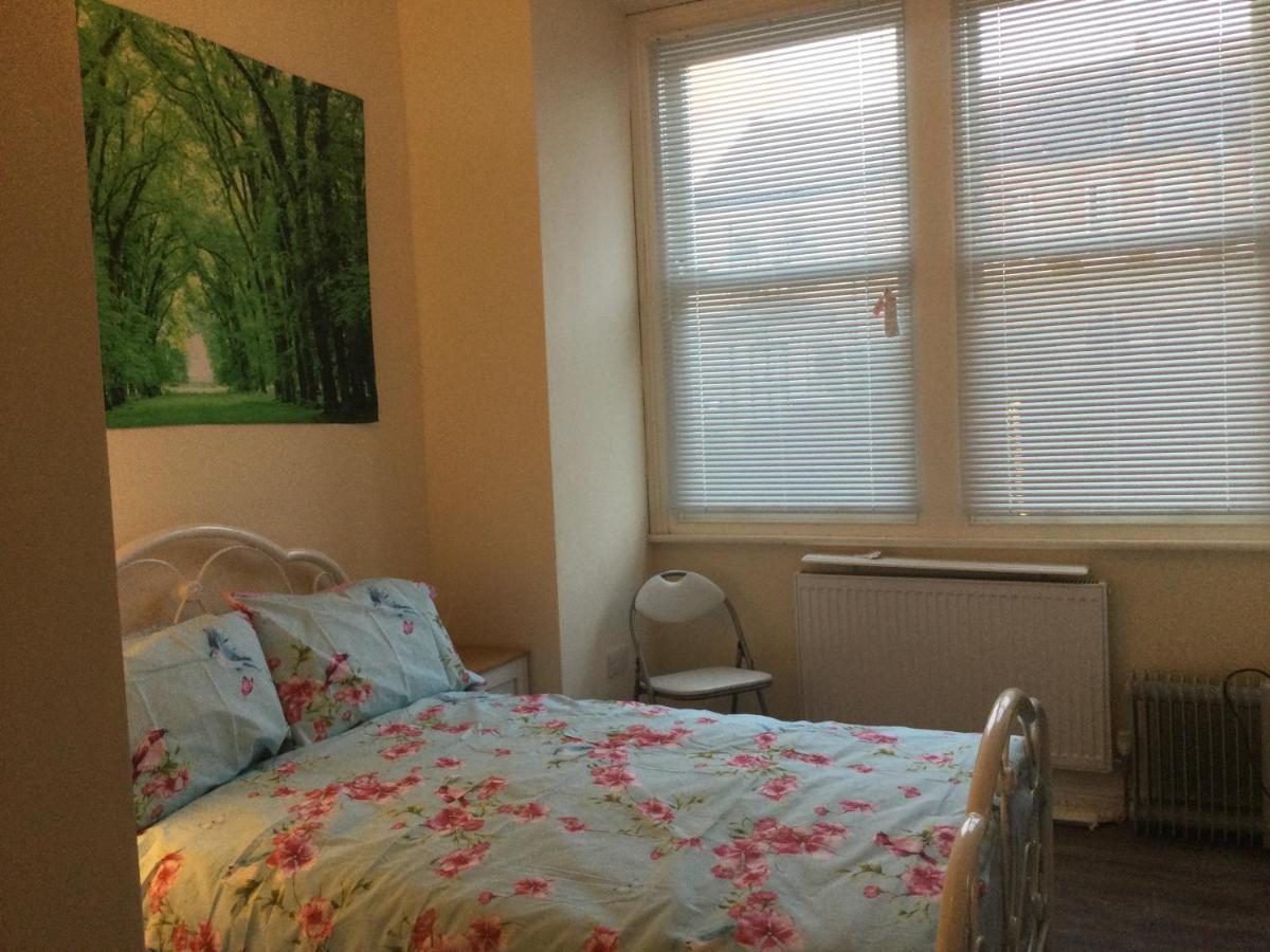 Tdm Bachelot Lettings Ltd 3* London