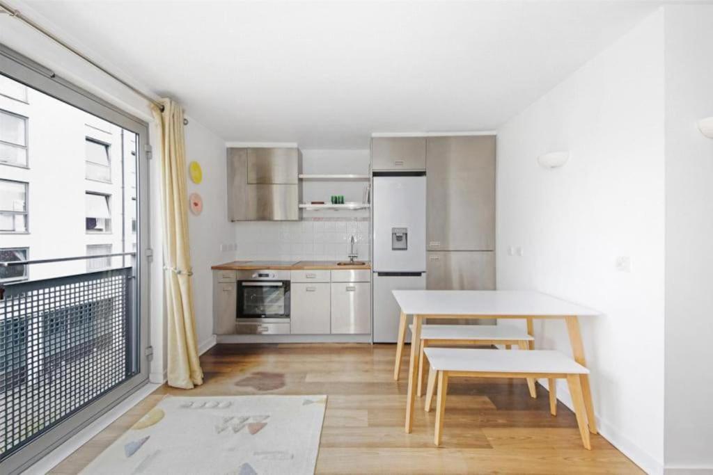 Apartment Central Zone 2 Modern London