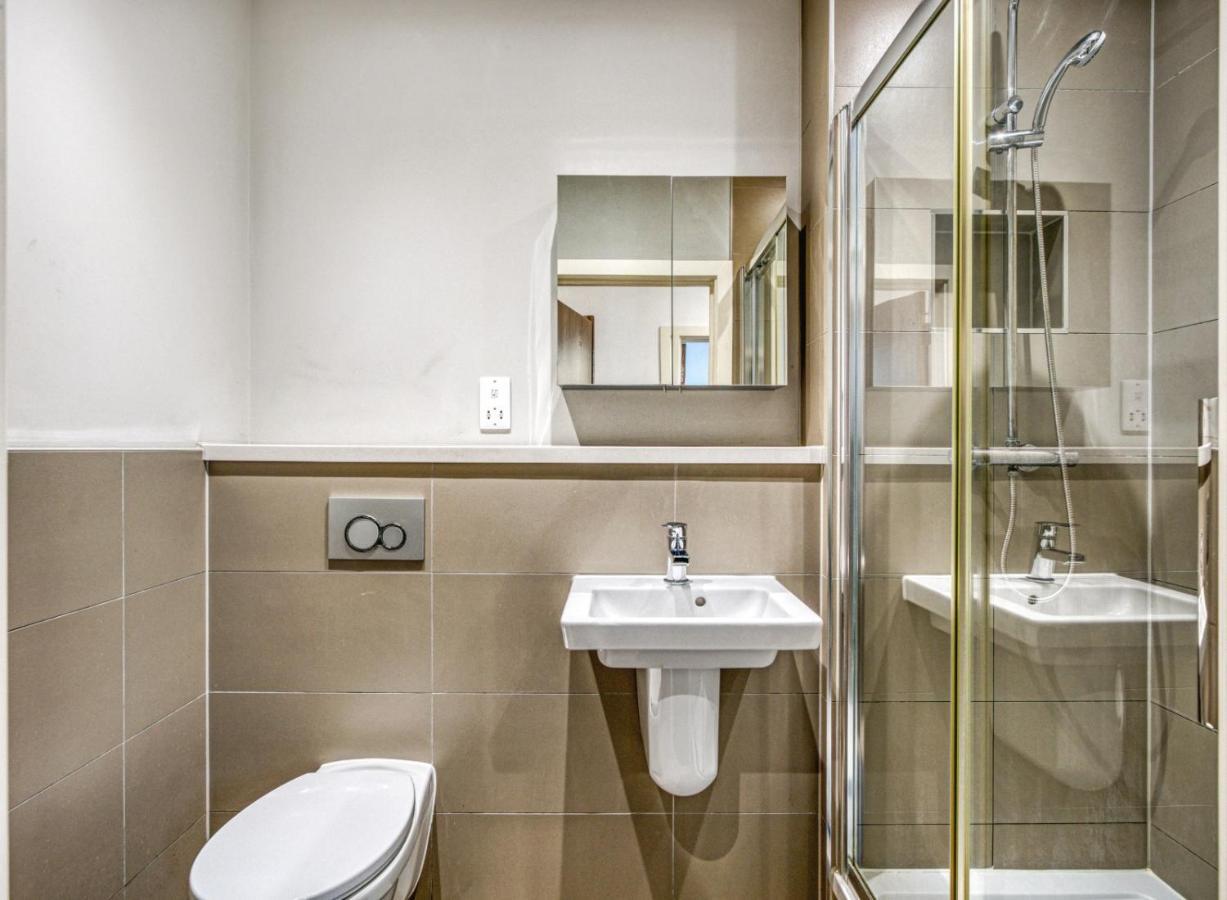 Stylish Studio By Heathrow Airport