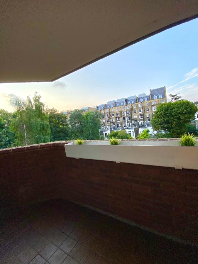 Centrally Located Studio With Balcony And 24-7 Security * London