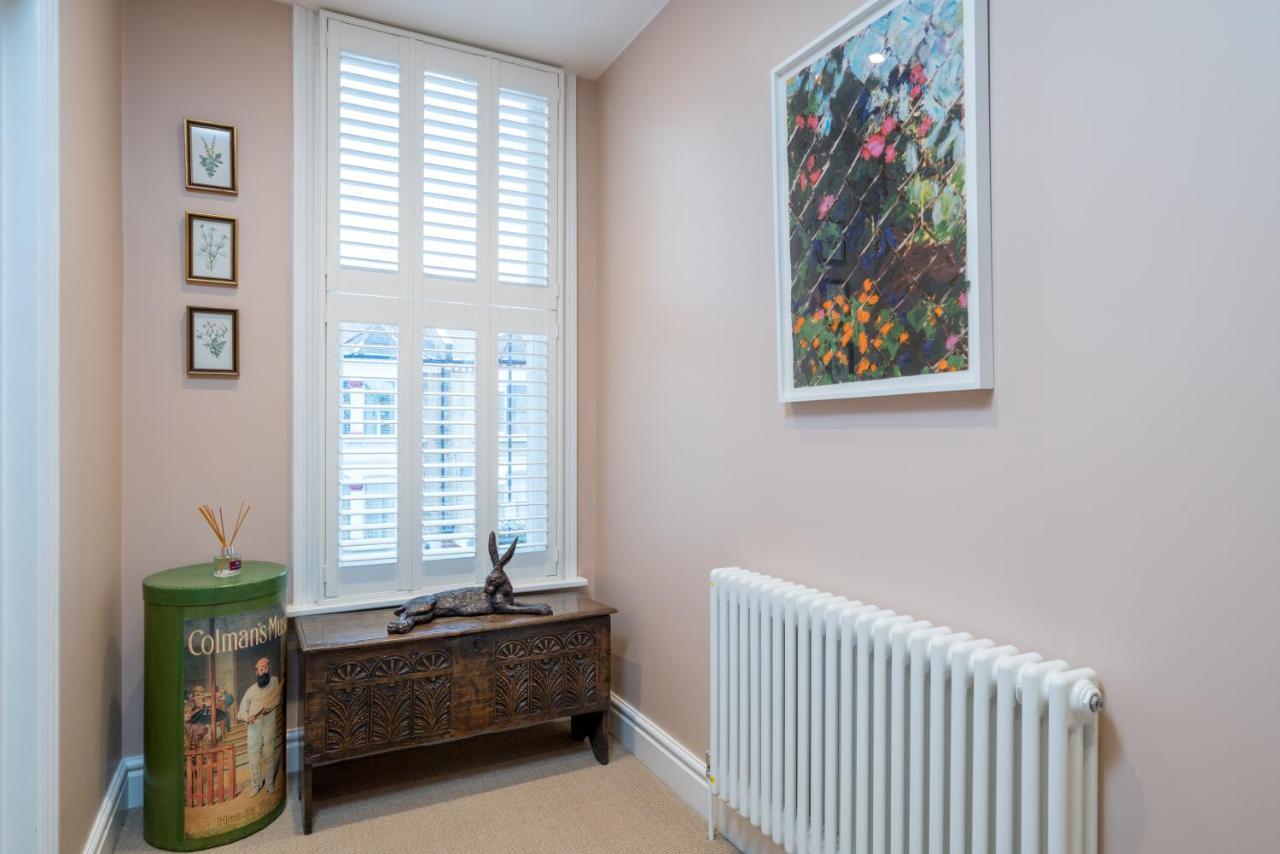 Joivy Splendid 4 Bed, 4 Bath House With Garden, Shepherds Bush Casa de férias *