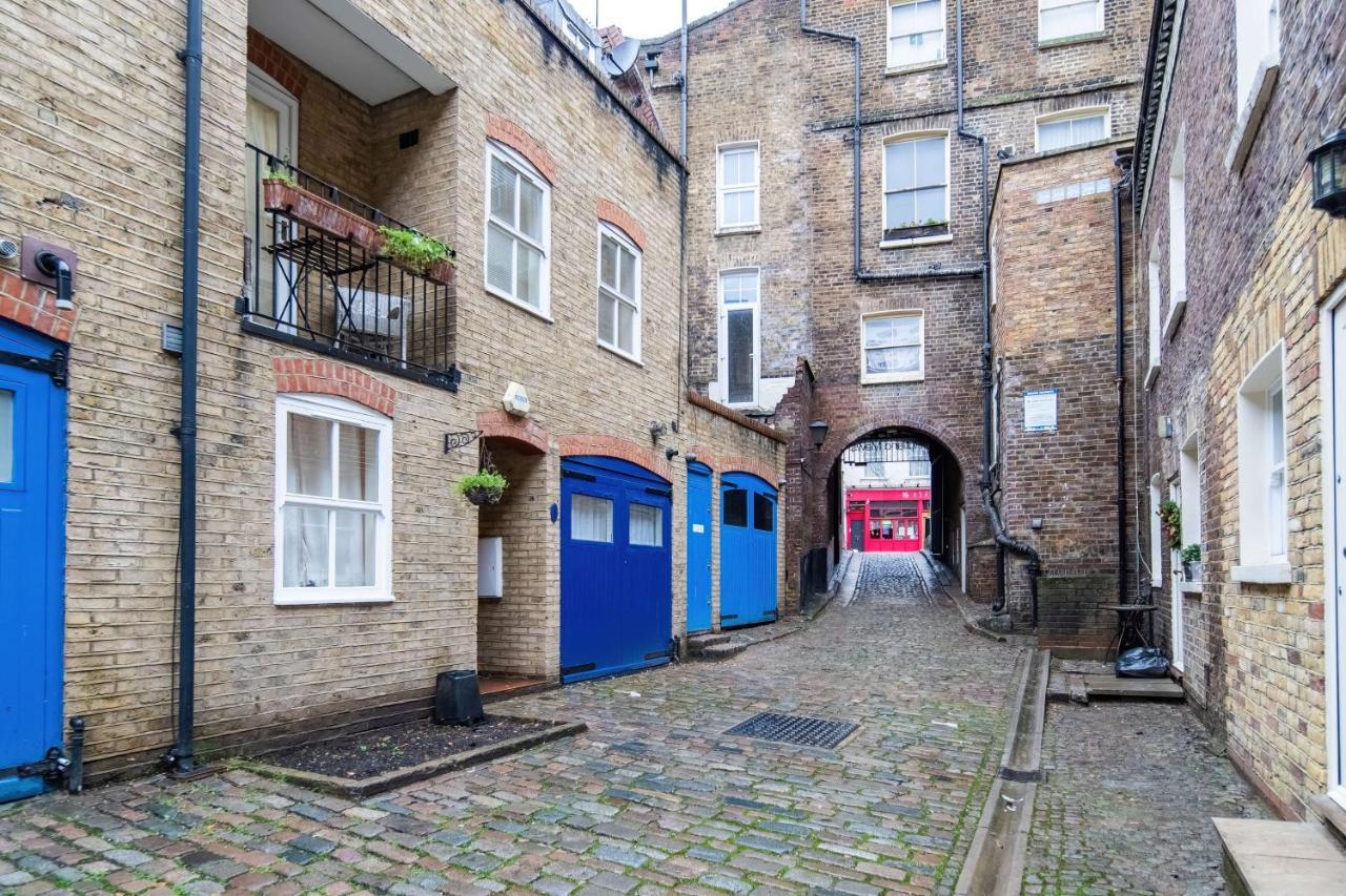 Beatles Mews Town House * London