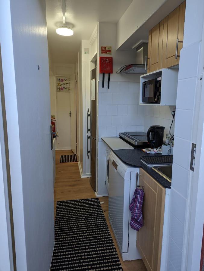 Beautiful Independent In Uk * Londres