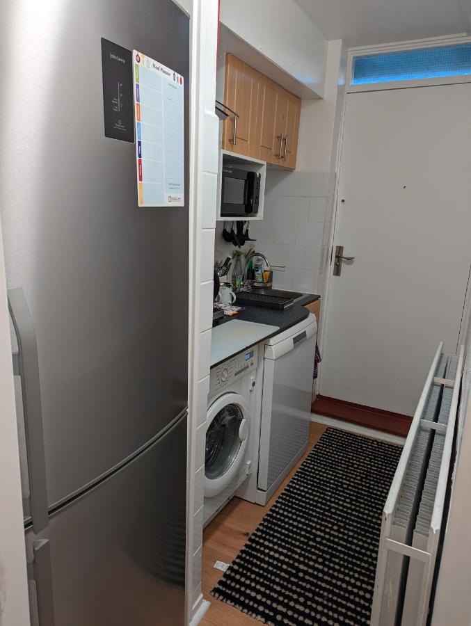 Beautiful Independent In Uk * Londres