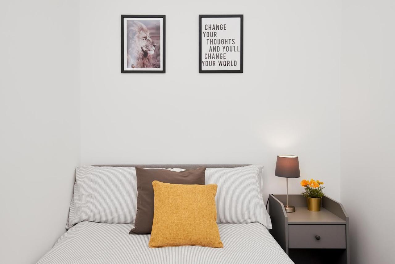 High Spec 2 Bed W/parking Available Apartamento *