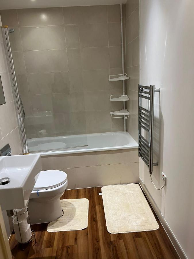 Apartamento Lovely Luxury 1-bed In Wembley Londres