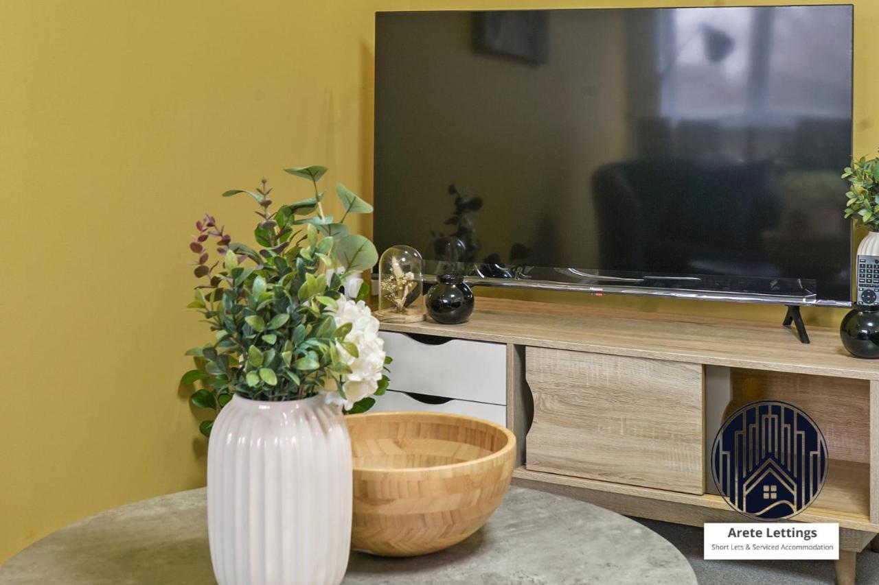 Family-friendly 2-bed, 2-bath Xmas - Book Now! Apartamento Londres