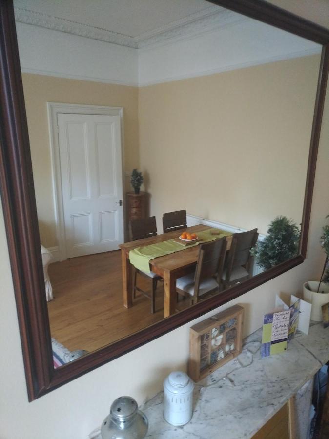 Appartement Luxury Holland Park, Sleeps 2, Free S'fast Wifi