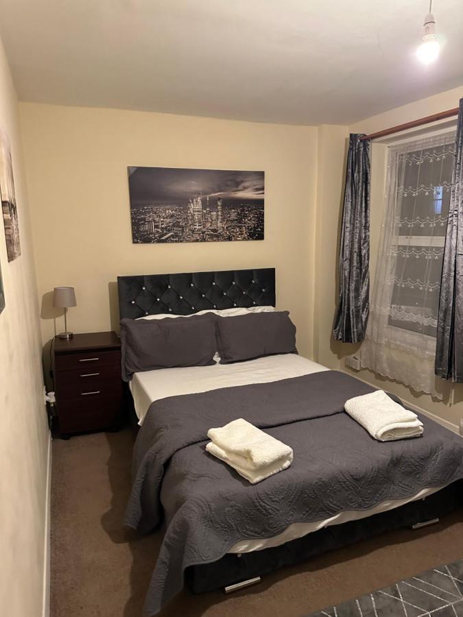 Amazing And Lovely 2- Bedroom First Floor Flat Appartement Londres