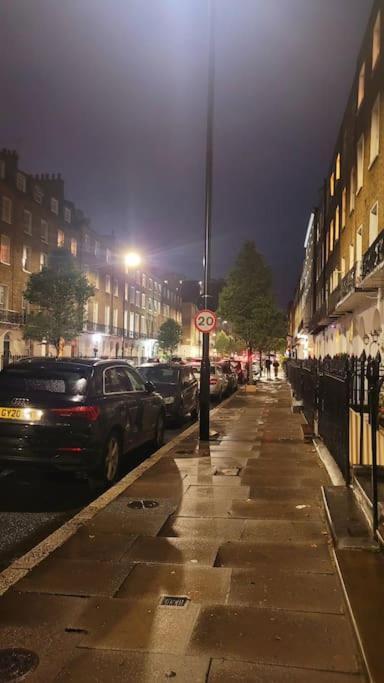 Spacious 2 Bedroom Flat In Baker Street Londres