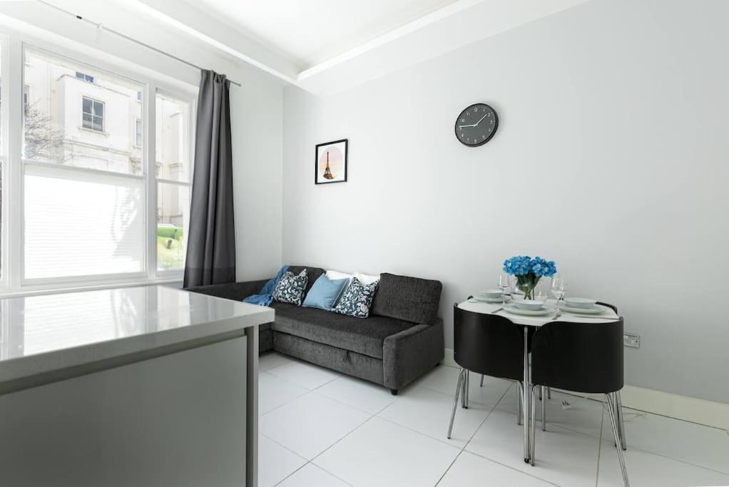 Apartamento Lovely One-bedroom In Paddington Bayswater. Londres