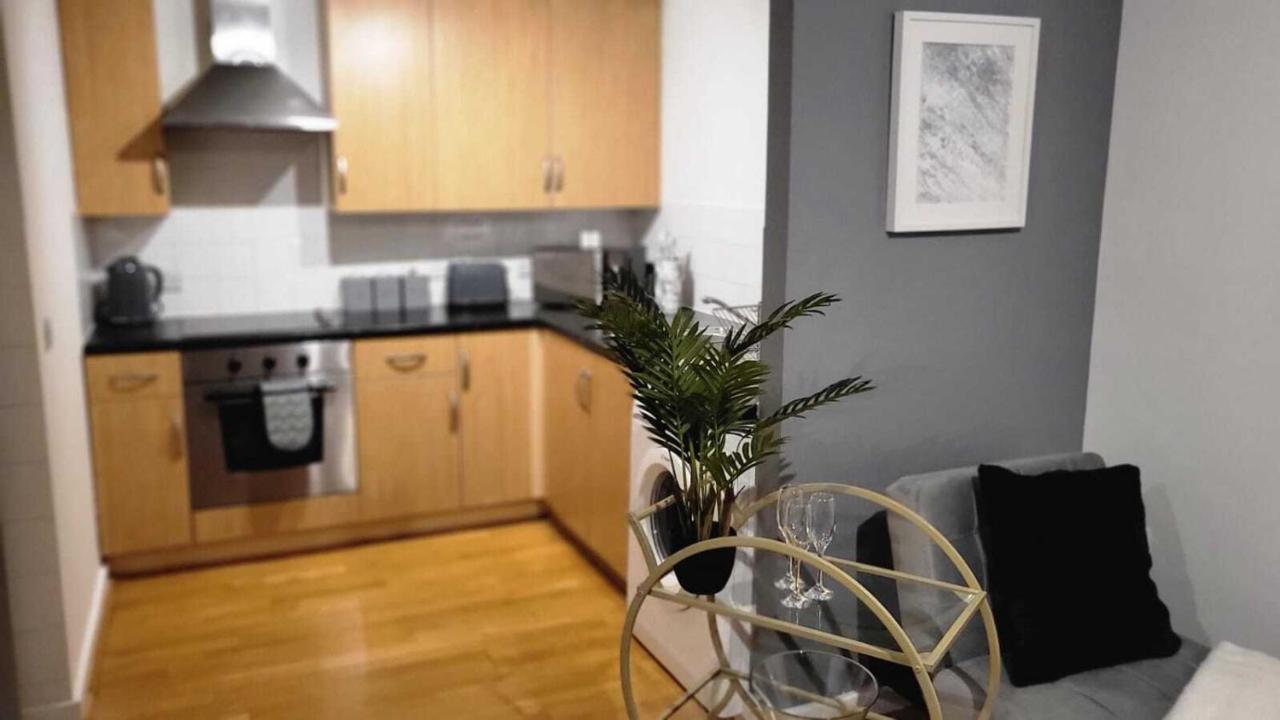 Luxury Gem By Emirates Stadium - Ultimate Fan Experience Apartment *