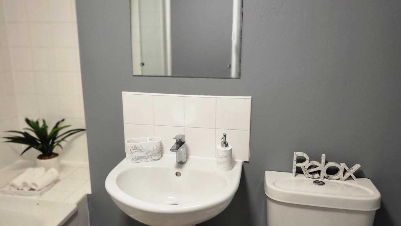 Luxury Gem By Emirates Stadium - Ultimate Fan Experience Apartment London
