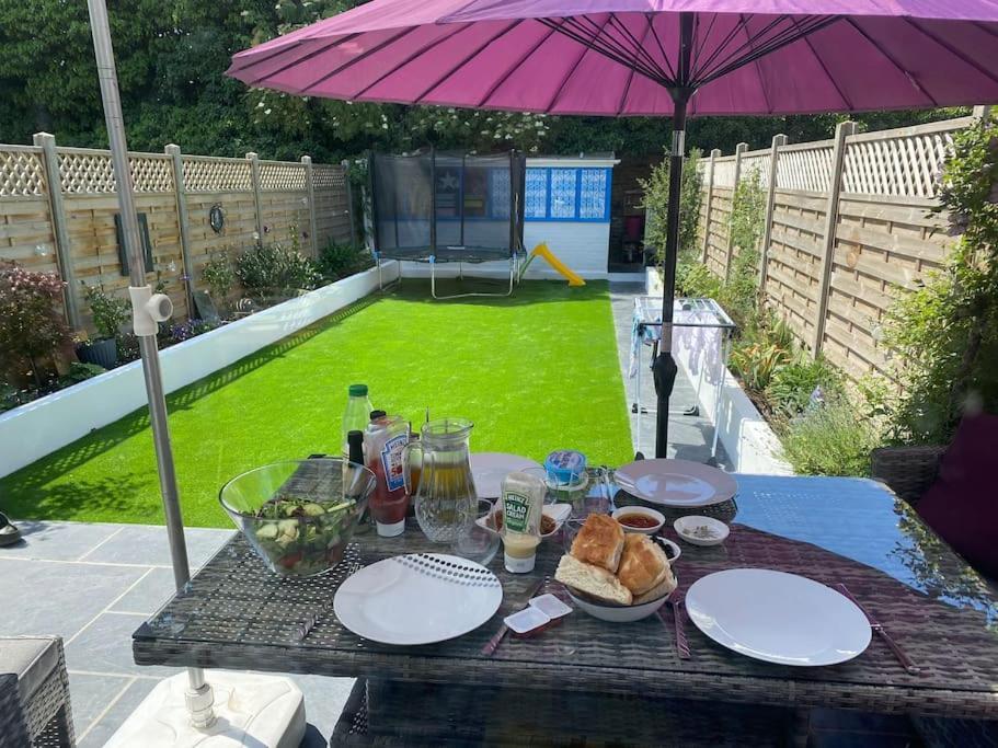Hébergement de vacances Three Bedroom Family With Garden In Walthamstow *