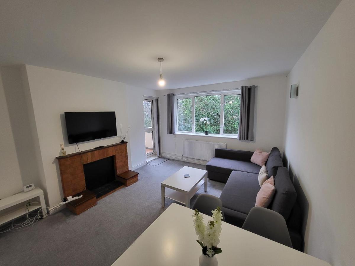 Modern 3 Bed Walking Distance To Wimbledon Tennis! * London