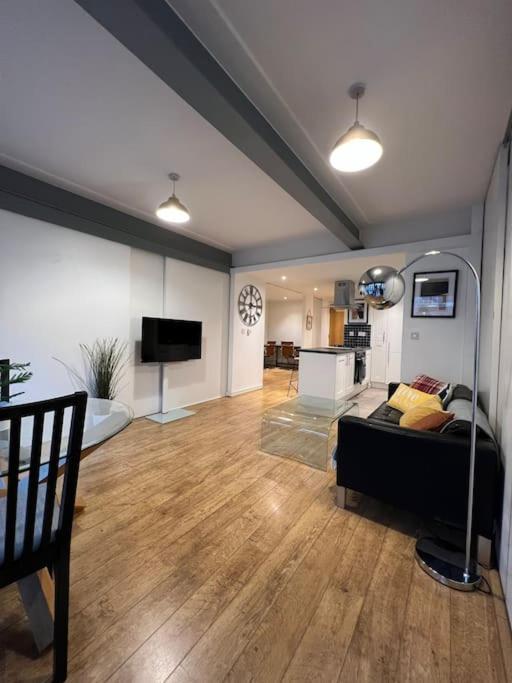 2bed Stratford With Easy Access To London, O2, Excel, Parking Nearby Londres