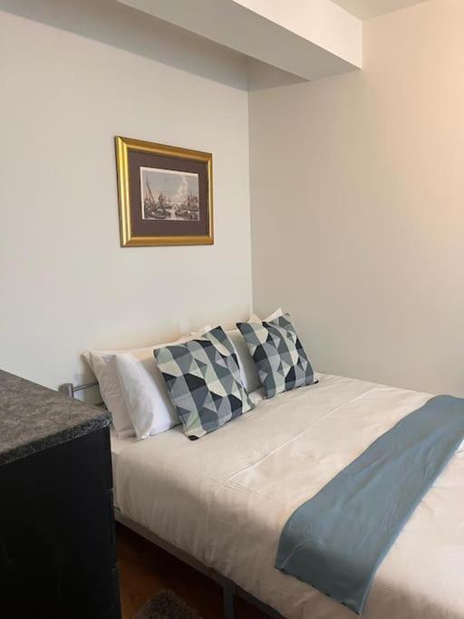 2 Bed Flat In Canning Town Apartamento Londres