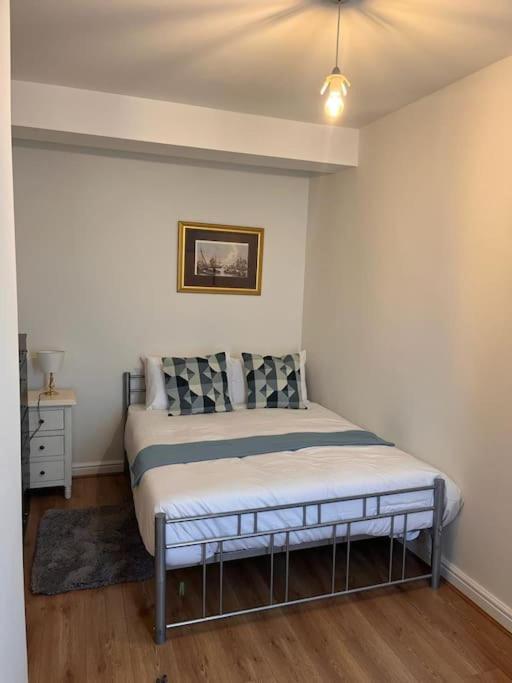 Apartamento 2 Bed Flat In Canning Town Londres