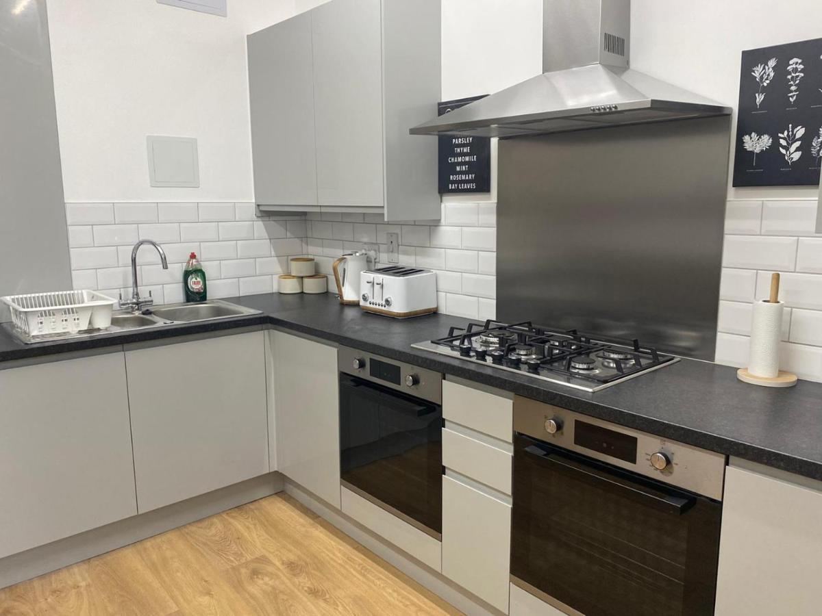 A Beautiful Newly Renovated Home: The Arlingford Londres