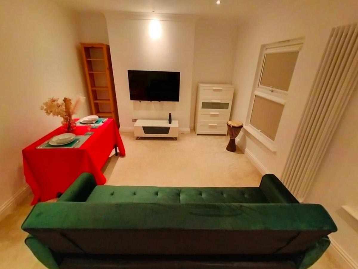 Fully-equipped Flat In The Of London. Appartement Londres