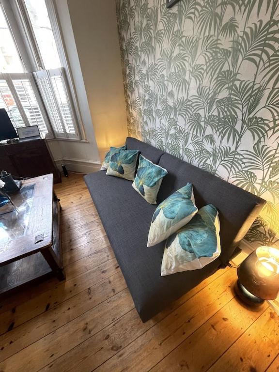Beautiful Ground Floor Garden Flat Apartamento *