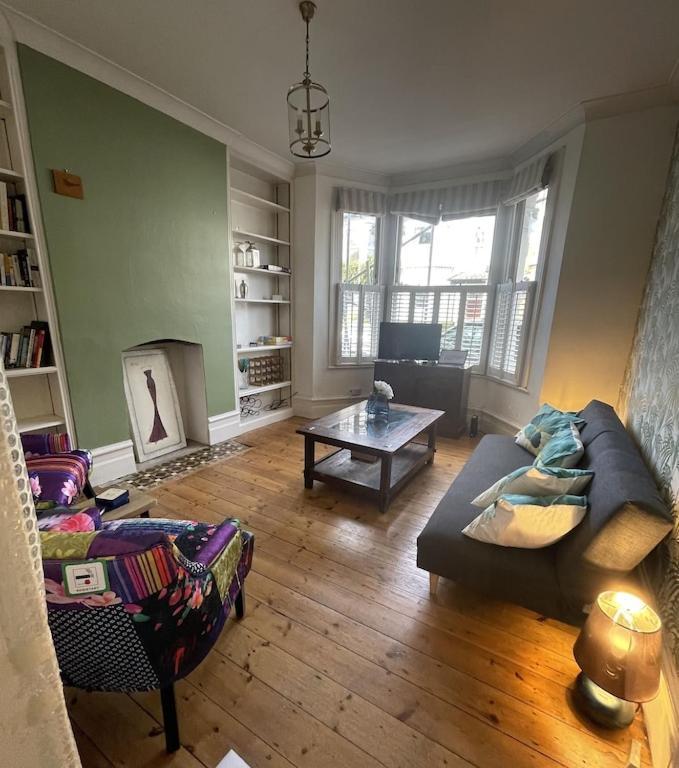 Beautiful Ground Floor Garden Flat Apartamento