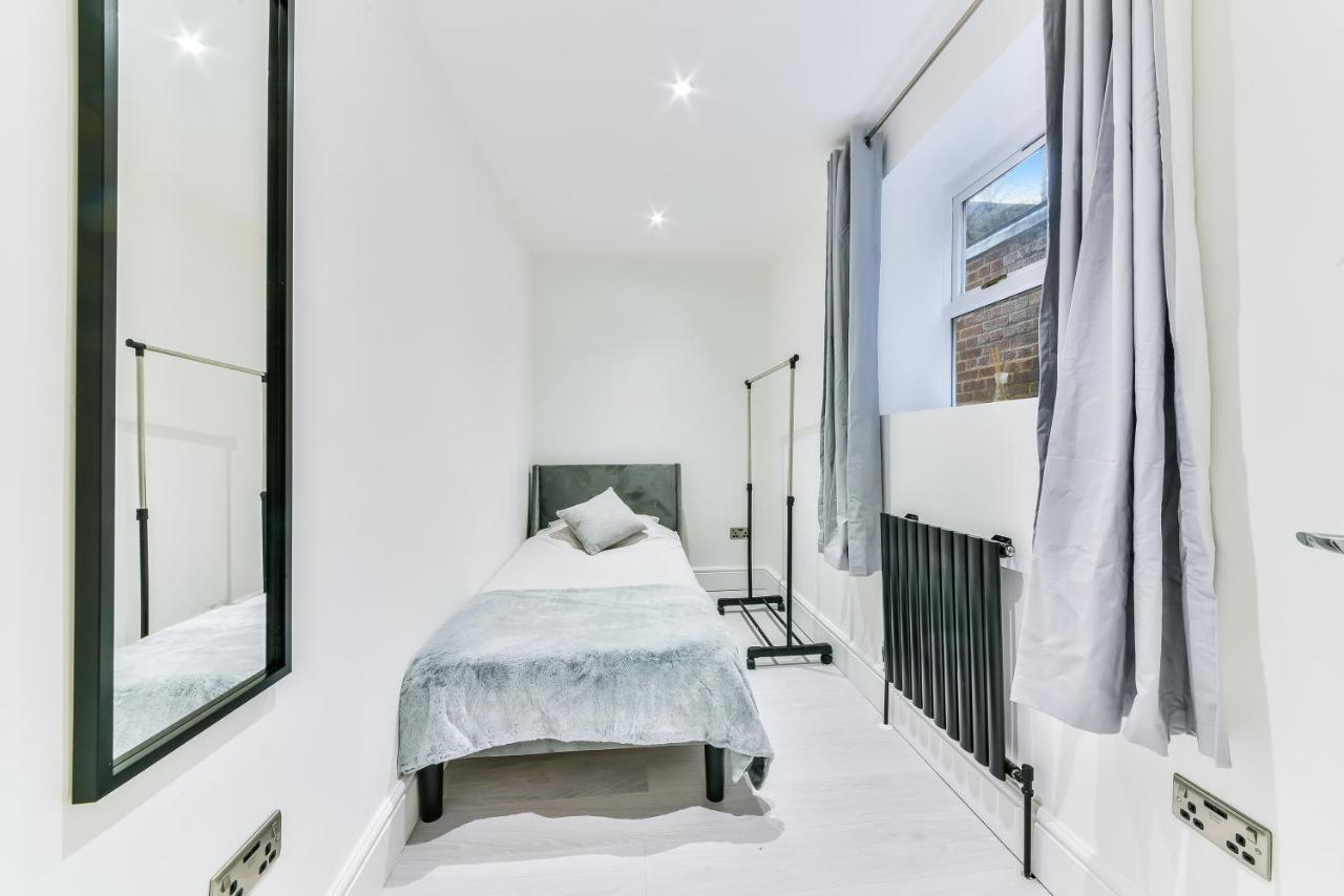 Amazing 2 Bed Clapham North