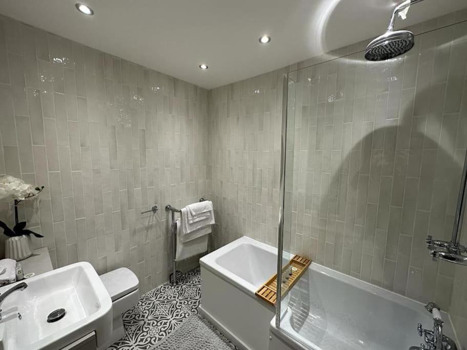 Luxury Entire House In Greenwich London
