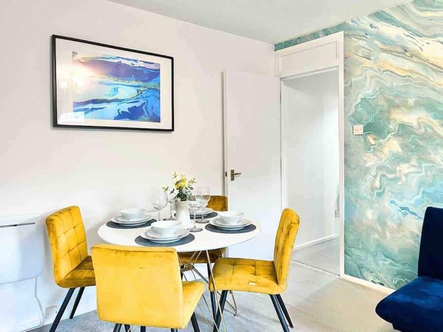 Free Parking - Business Or Relocation - Weekly Or Monthly - 4 Guests By Hofin Stays Short Lets & Serviced Appartement Londres