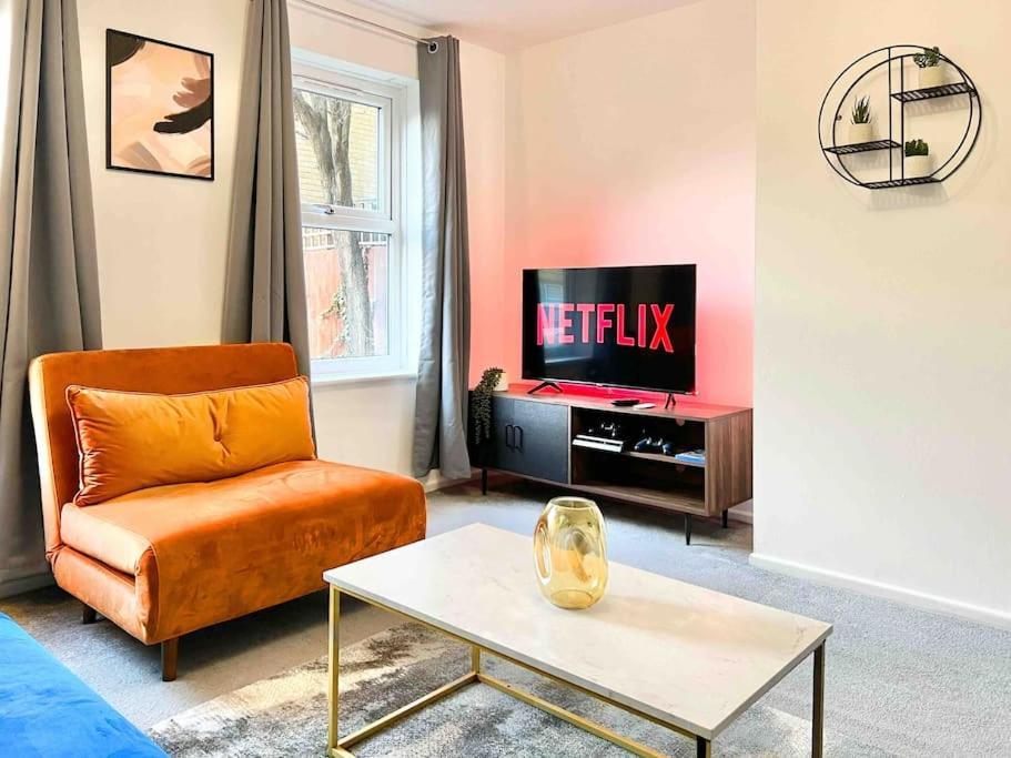 Free Parking - Business Or Relocation - Weekly Or Monthly - 4 Guests By Hofin Stays Short Lets & Serviced Appartement