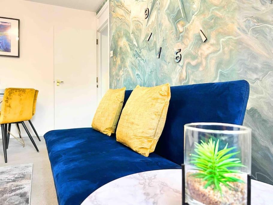 Free Parking - Business Or Relocation - Weekly Or Monthly - 4 Guests By Hofin Stays Short Lets & Serviced *