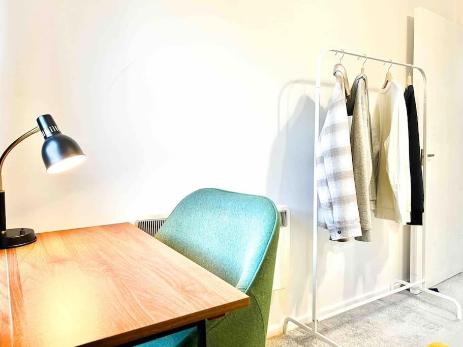 Free Parking - Business Or Relocation - Weekly Or Monthly - 4 Guests By Hofin Stays Short Lets & Serviced Appartement Londres