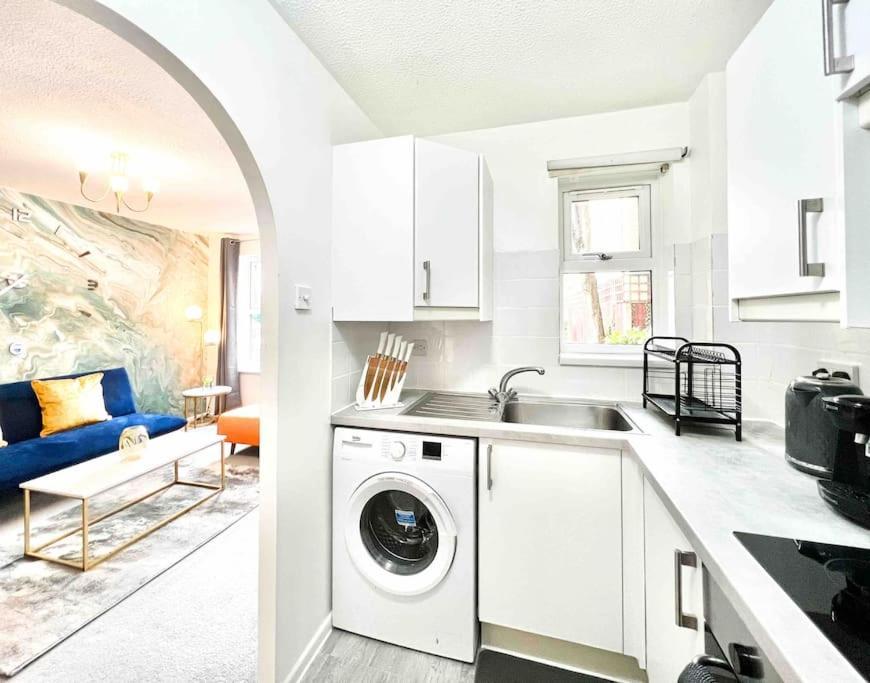 Appartement Free Parking - Business Or Relocation - Weekly Or Monthly - 4 Guests By Hofin Stays Short Lets & Serviced