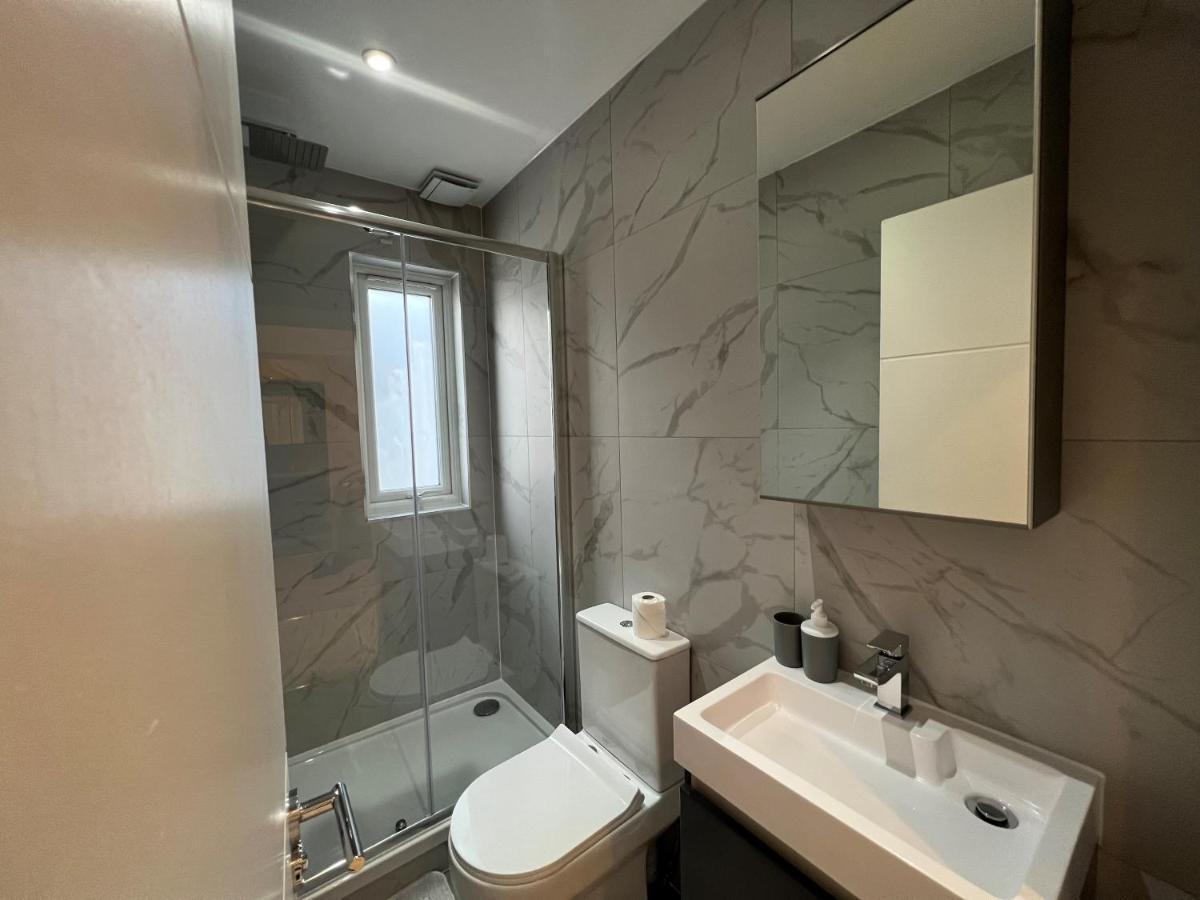 Star Station Road 3-bed Haven Apartamento *