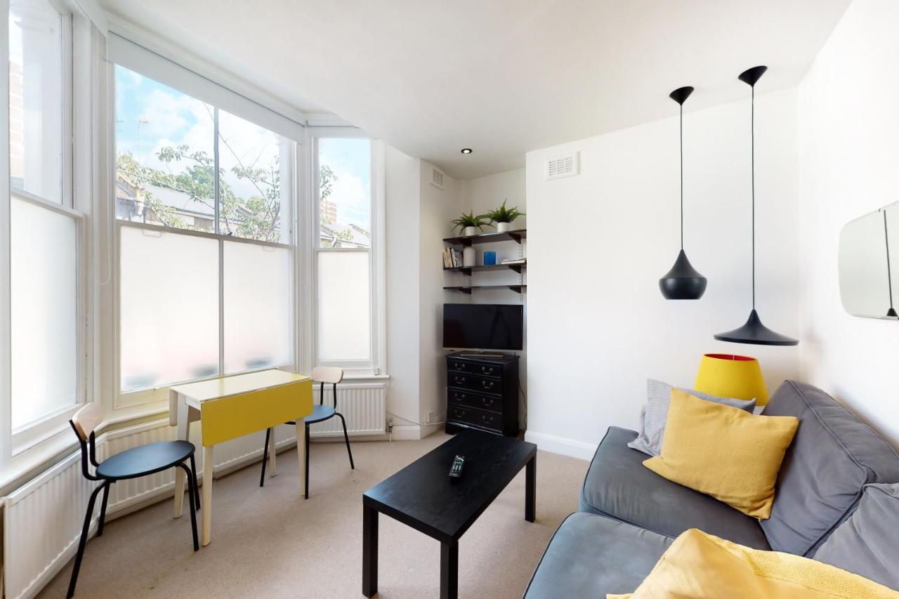 Lovely 1 Bedroom Flat In Shepherd's Bush * Londres