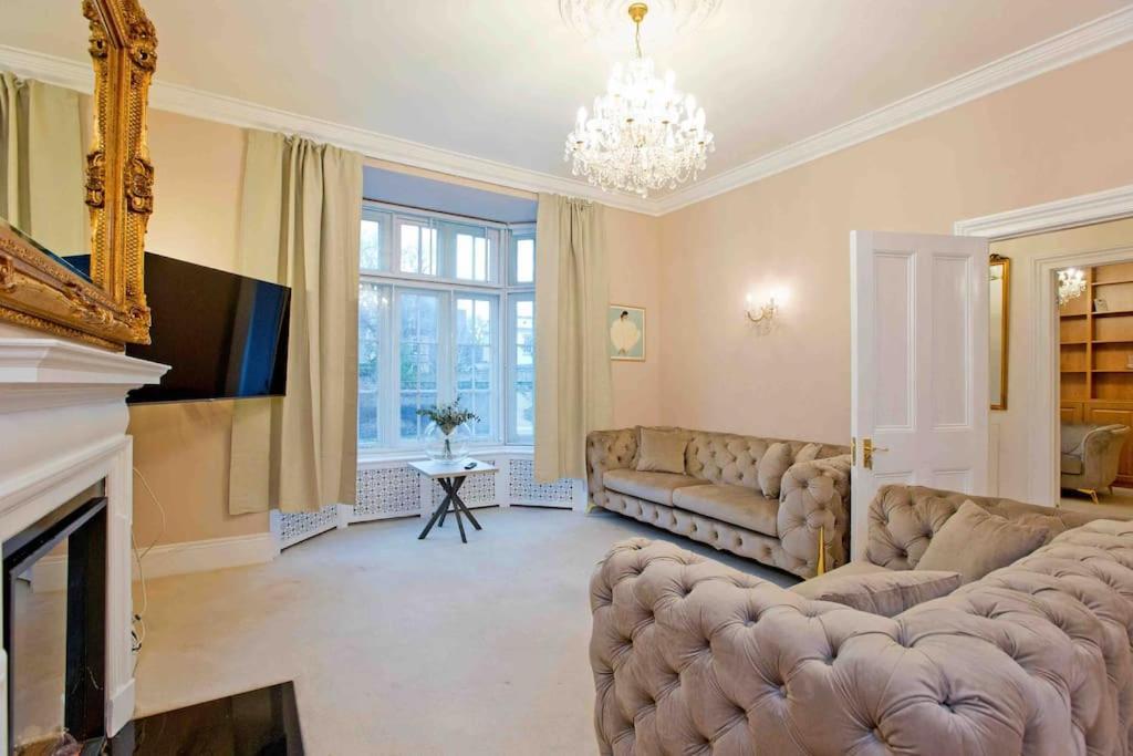 Beautiful Iconic 4 Bedroom House By Regents Park