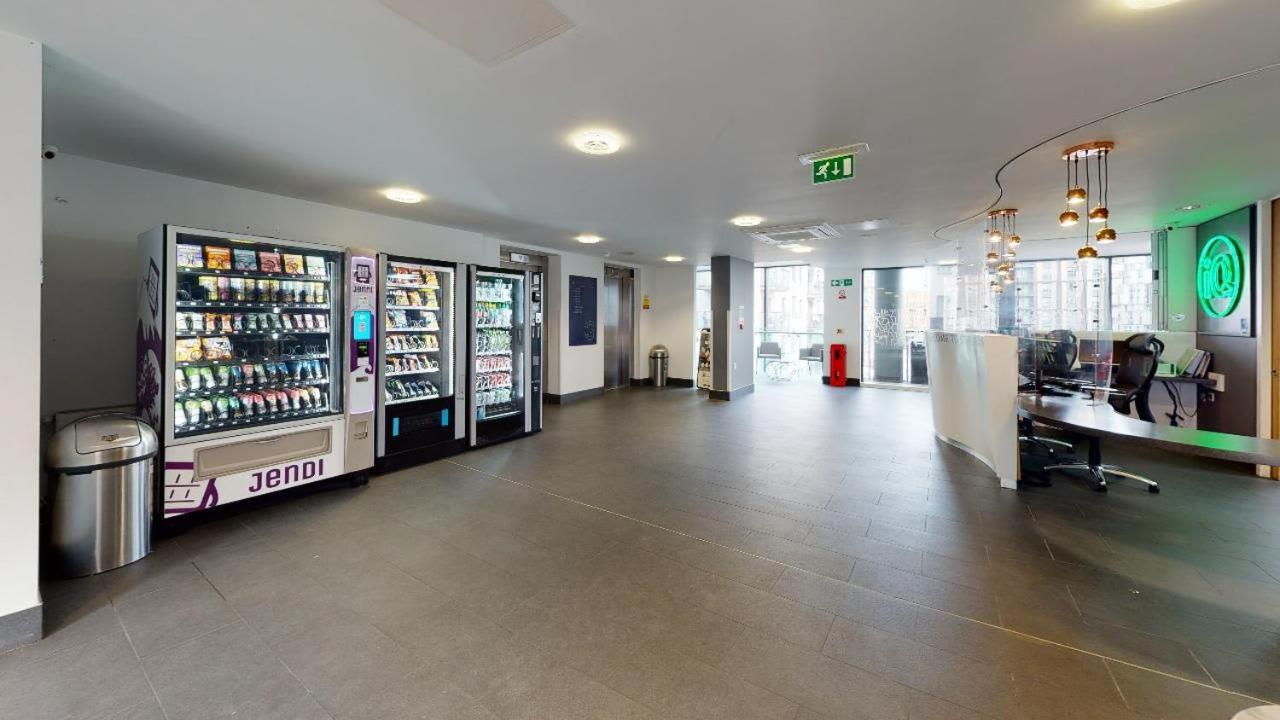Appartement Private Bedrooms And Minutes Away From Wembley Stadium At Sterling Court Londen