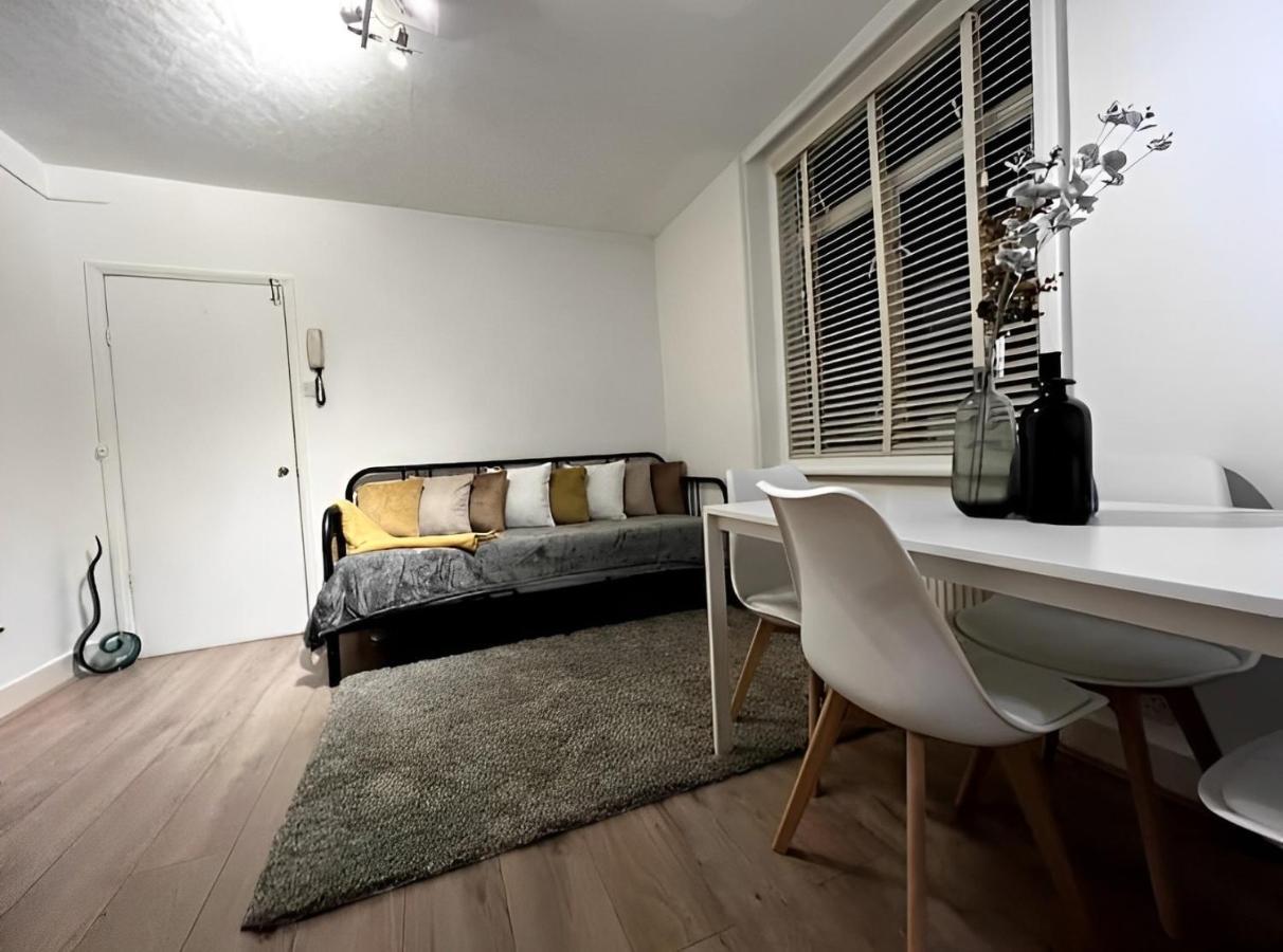 Nice 1 Bed Flat London/chiswick For 4 People * Londres