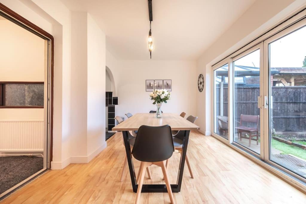 Morganite - 3 Bedroom House * Londres