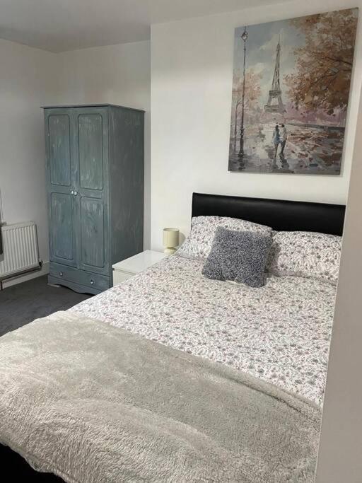 Apartamento 3 Double Bedroomed Flat, Acton. London, Uk