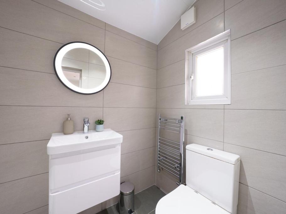 Apartamento Modern 2 Bed Flat Near Wembley Stadium Londres