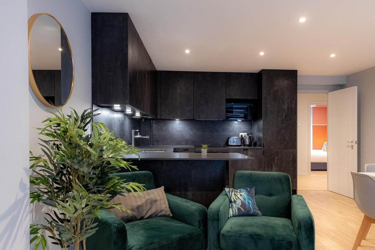 Luxurious Hackney Near Train Station Сasa de vacaciones *