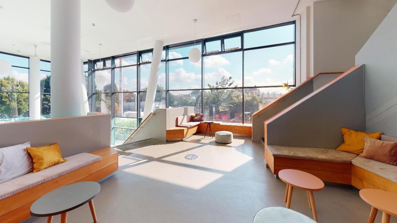 Apartamento For Students Only Private Bedrooms With Shared Kitchen And At Iq Haywood House In Londres