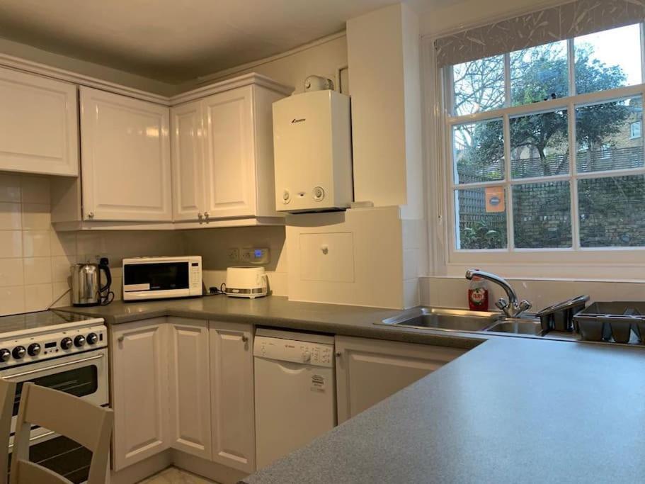 A Stunning 3 Bedroom House