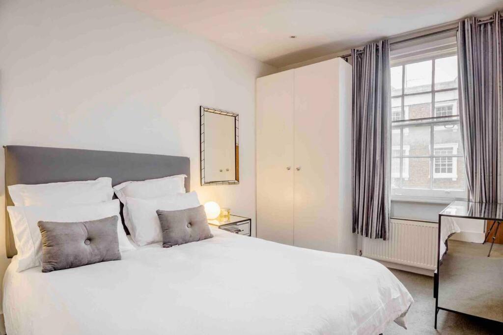 Warwick Sq, Appartement *