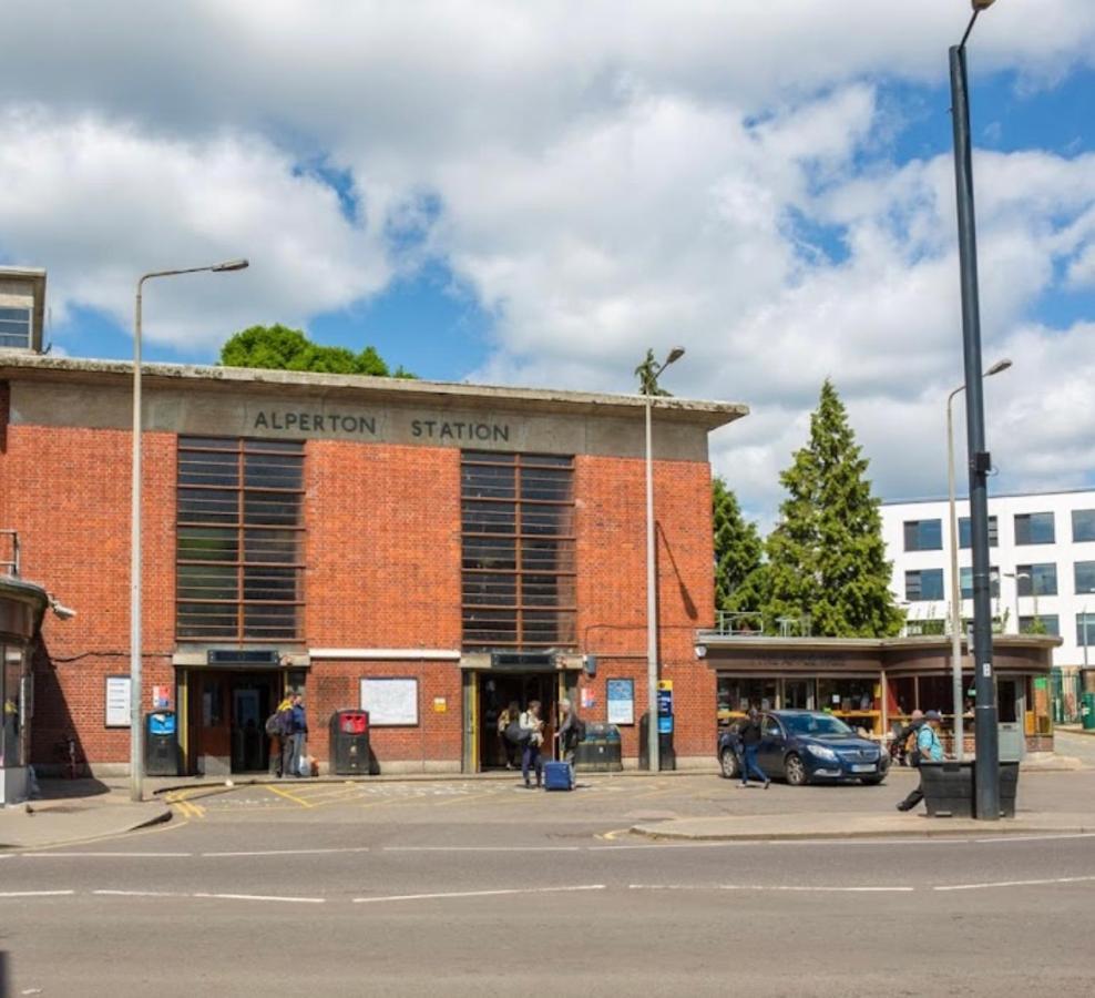 Appartement Lovely Luxury 1-bed In Wembley *