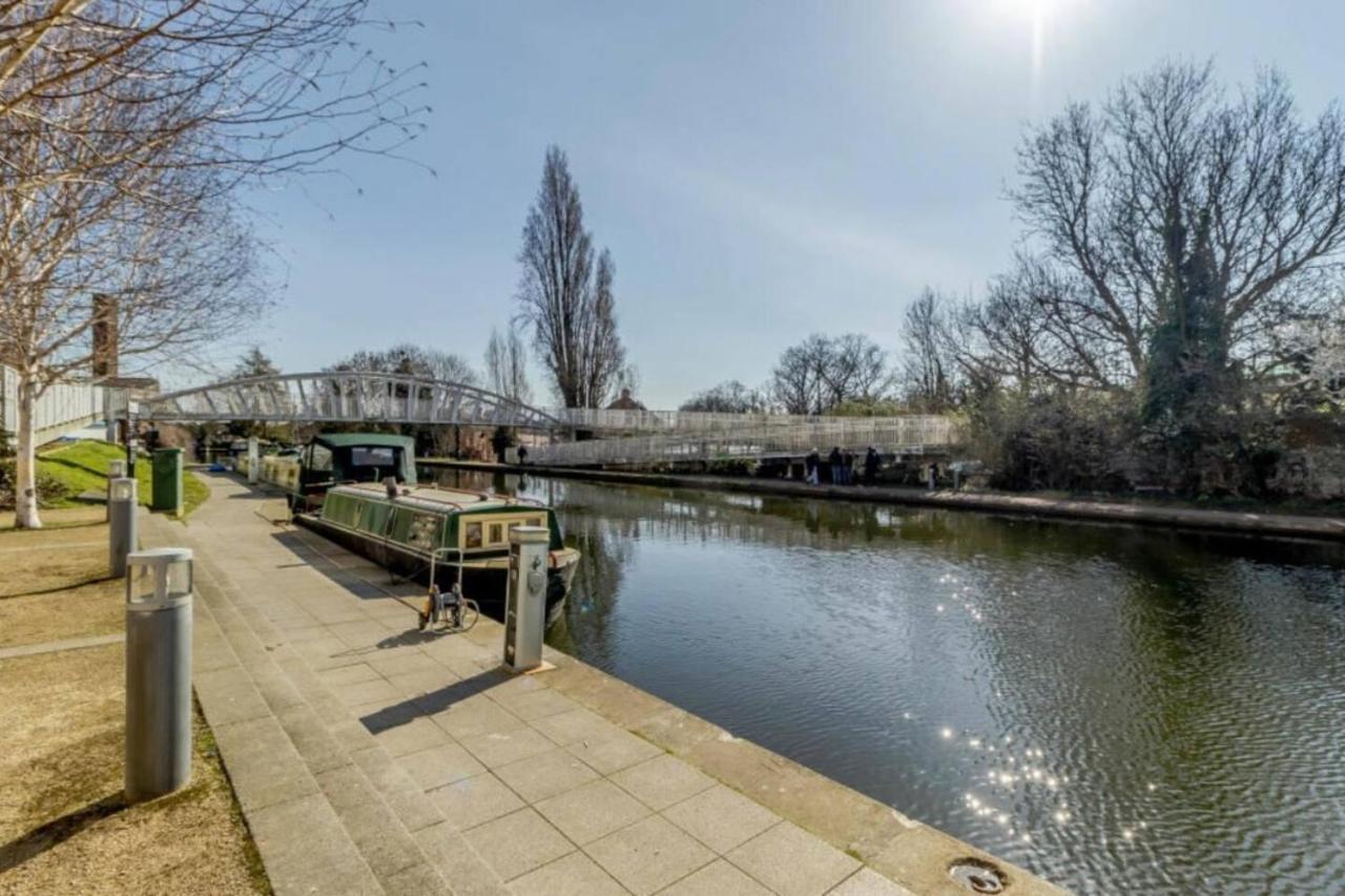 Lovely Luxury 1-bed In Wembley Apartamento