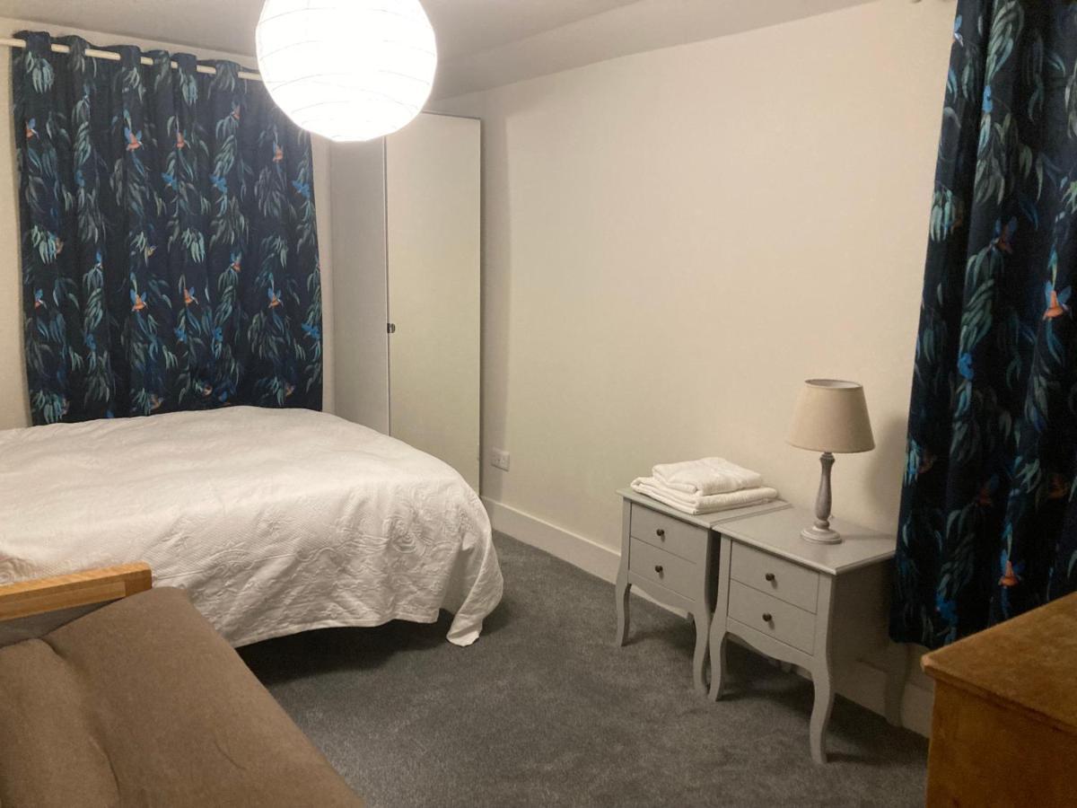 Beautiful 1-bed In Apartamento *