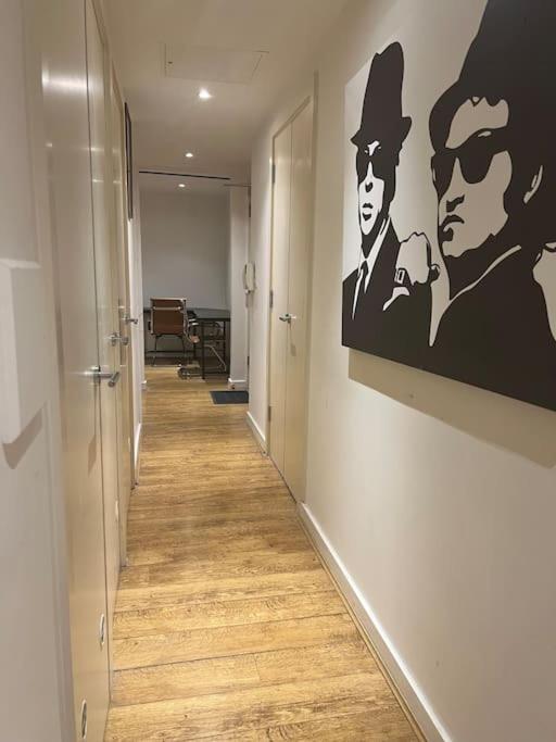 2bed Stratford With Easy Access To London, O2, Excel, Parking Nearby *