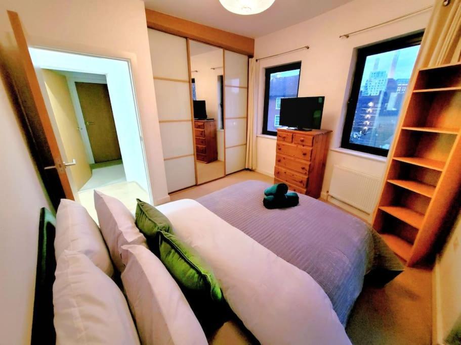 Apartment Battersea Power Station *